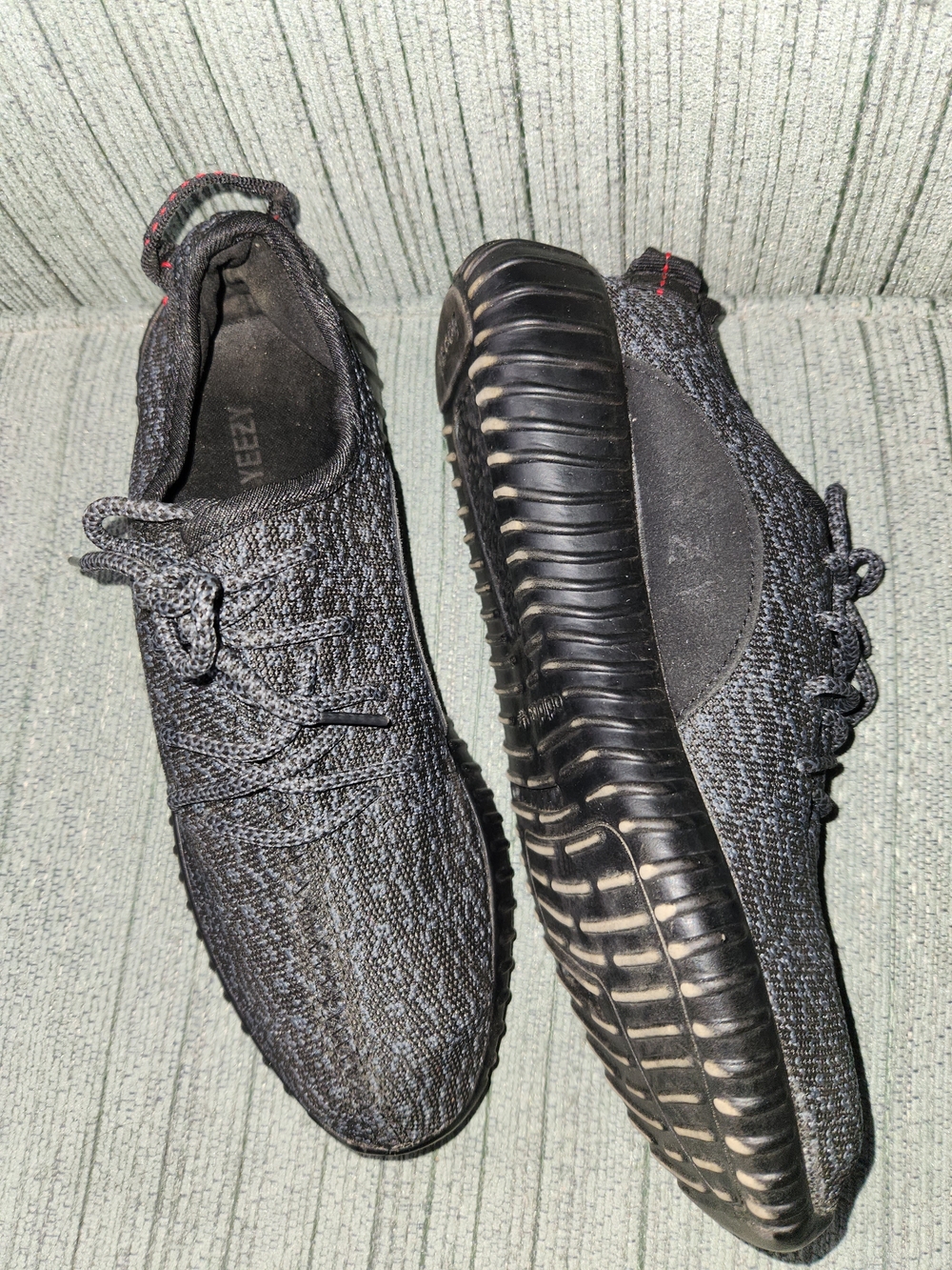 🍉Yeezy Boost Black Knit Lace-Up Sneakers